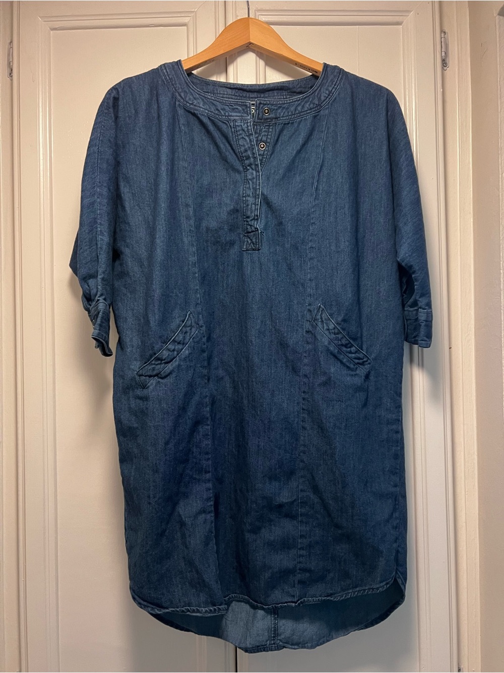 Urban Outfitters BDG Everly Dolman Sleeves Denim Short Dress Cool Girl Sz Small